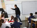 Radio Federal - Actualidad - EL INTENDENTE PISANO ENTREGÓ PINTURA EN LA ESCUELA N°20
