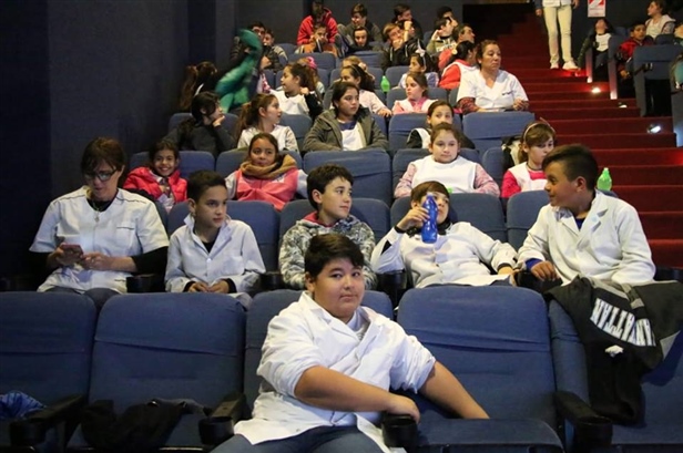 ALUMNOS DE URDAMPILLETA 01