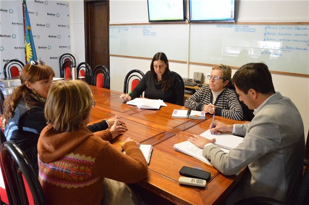INTENDENTE SE REUNIÓ CON LA FEB 01
