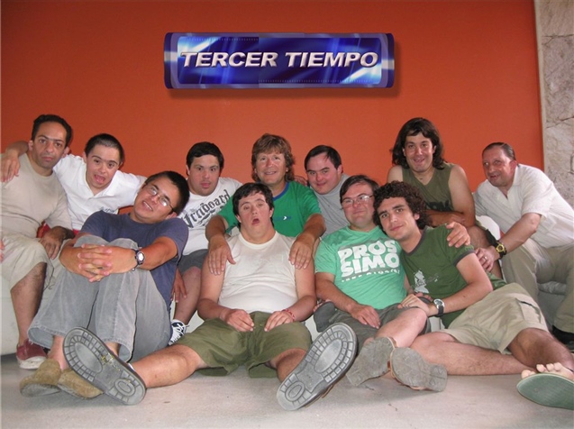 GALLEGO Y CHICOS