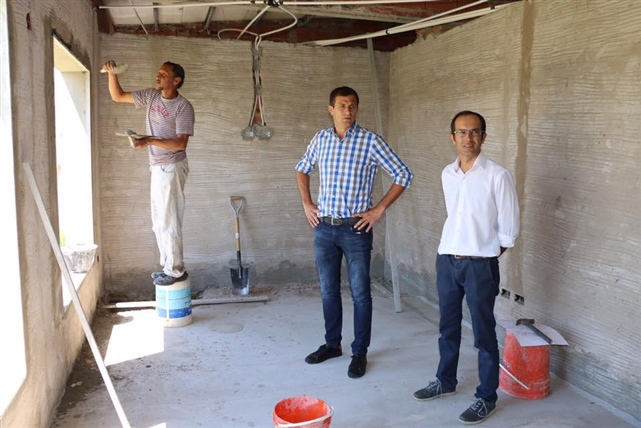 intendente Bucca visitó la obra del Hogar de Protección Integral de Mujeres 01
