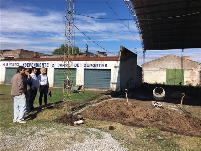 CONSTRUCCIÓN DEL GIMNASIO Y LA PISTA DE PATIN EN INDEPENDIENTE