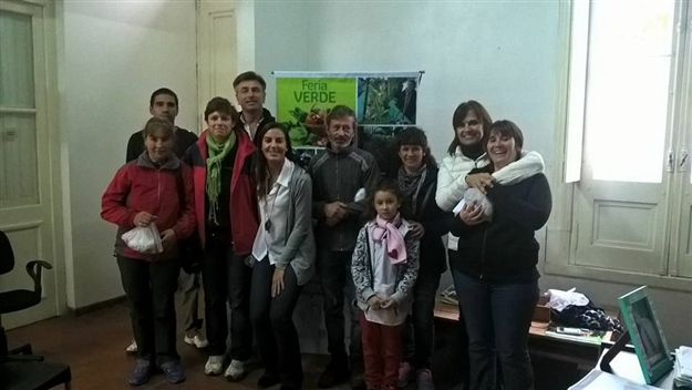 SE ENTREGARON SEMILLAS A LOS AGRICULTORES DE LA FERIA VERDE 02