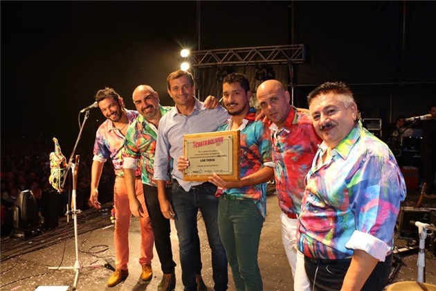 CIERRE DE ME ENCANTA BOLÍVAR CON LOS TEKIS 01