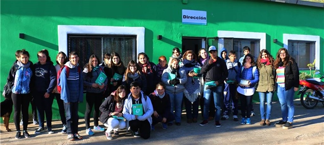 ALUMNOS DE LA EES Nº 4 DE DAIREAUX VISITARON LA PLANTA DE RESIDUOS 02