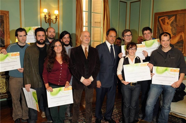 Premio a jóvenes emprendedores.jpg